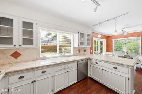 121 Jacobs Road, St. Simons Island GA - photo 14 of 45