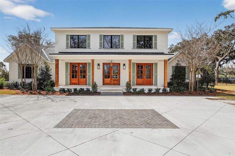 6 bedroom Single Family Residence at 106 Kings Way, Golf Retreat North, St. Simons Island — photo 3
