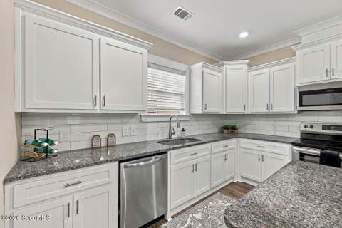 157 Common Way, Jesup GA - photo 12 of 42