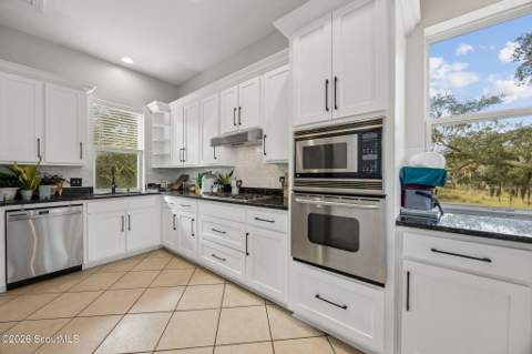 528 Pelican Circle, Woodbine GA - photo 9 of 56