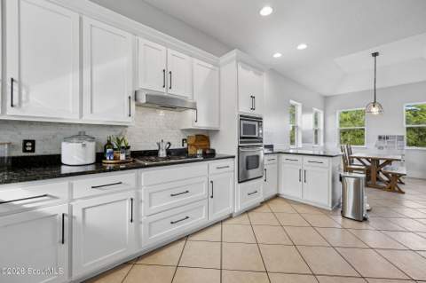 528 Pelican Circle, Woodbine GA - photo 12 of 56
