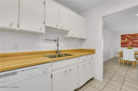114 S Island Square Drive, St. Simons Island GA - photo 12 of 35