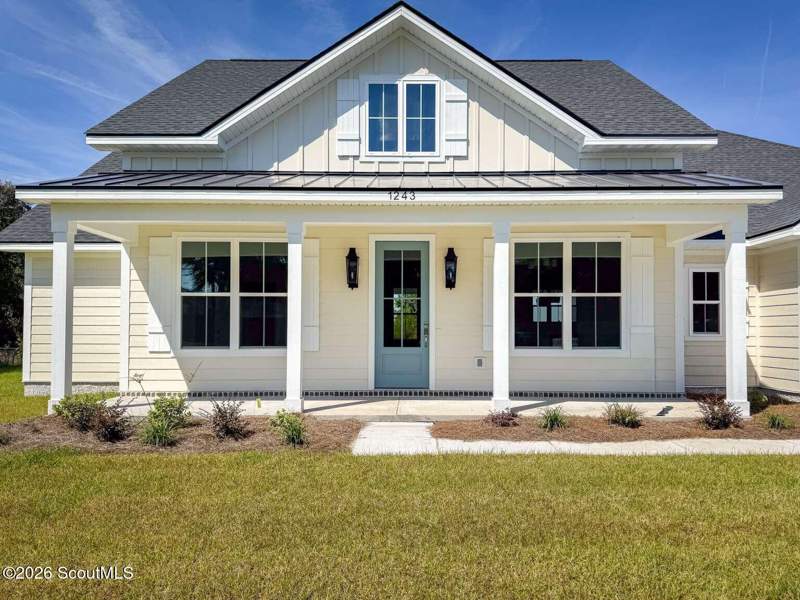 4 bedroom Single Family Residence at 1243 Kyles Loop, Newport Ridge, Townsend — photo 3