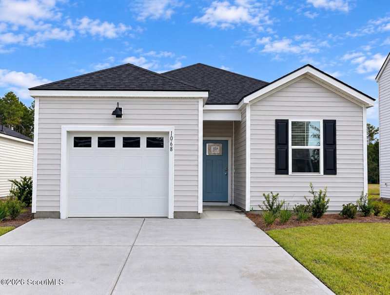 3 bedroom Single Family Residence at 1068 Lakes Boulevard, The Lakes at North Glynn, Brunswick — photo 1