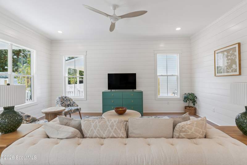 3 bedroom Single Family Residence at 262 Menendez Avenue, El Dorado, St. Simons Island — photo 4