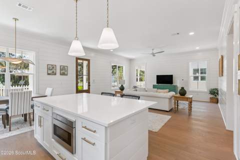 262 Menendez Avenue, St. Simons Island GA - photo 10 of 32