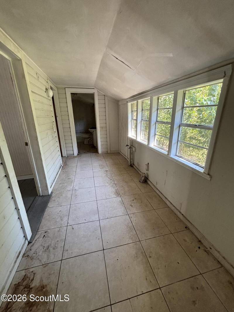 3 bedroom Single Family Residence at 910 Amherst Street, Old Town, Brunswick — photo 5