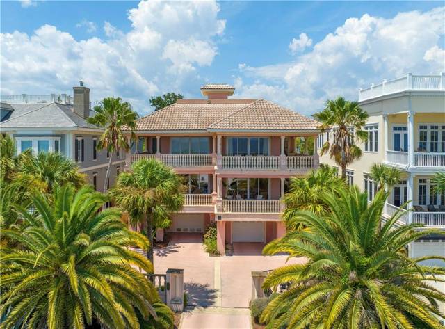 907 Beachview Drive