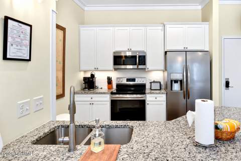 400 Ocean Boulevard, St. Simons Island GA - photo 7 of 16