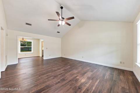 703 E Bay Avenue, Kingsland GA - photo 8 of 32
