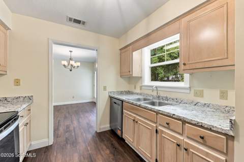 703 E Bay Avenue, Kingsland GA - photo 20 of 32