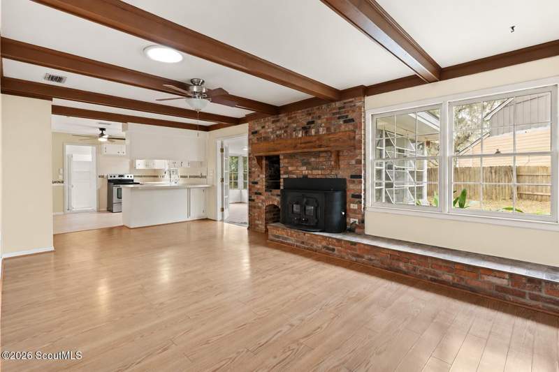 3 bedroom Single Family Residence at 172 King Cotton Road, Belle Point, Brunswick — photo 4