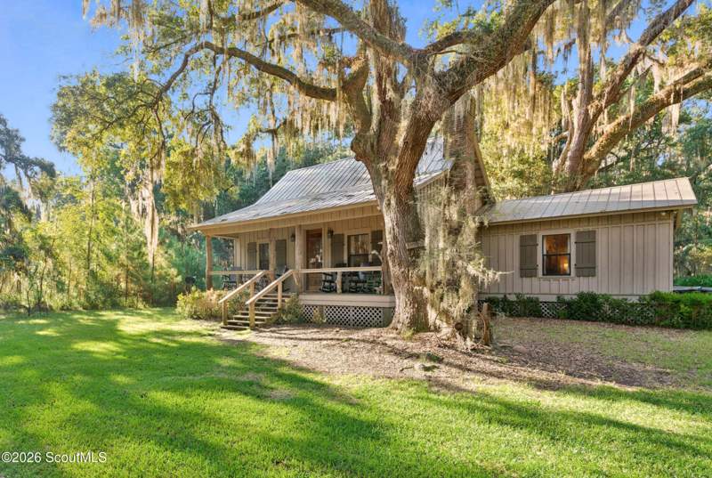3 bedroom Single Family Residence at 1306 Walker Road, No Recorded Subdivision, Sapelo Island — photo 2