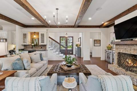 807 Hamilton Landing Drive, St. Simons Island GA - photo 9 of 81