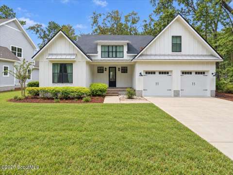 1487 Sanctuary Wynd, home for sale in Waverly 31565