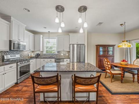 541 Waterstone Circle, Brunswick GA - photo 15 of 66