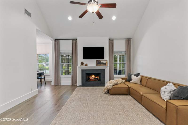 4 bedroom Single Family Residence at 435 Belmont Circle, Carriage Gate Plantation, Brunswick — photo 4
