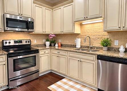 3 bedroom Townhouse at 304 Reserve Lane, The Reserve at Demere Townhomes (Fee Simple), St. Simons Island — photo 4