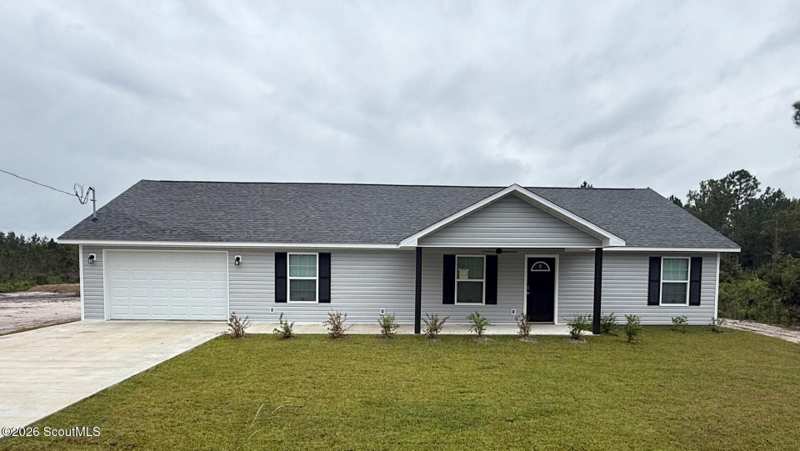 3 bedroom Single Family Residence at 1135 Black Hawk Drive, Hawk's Landing, Waynesville — photo 1