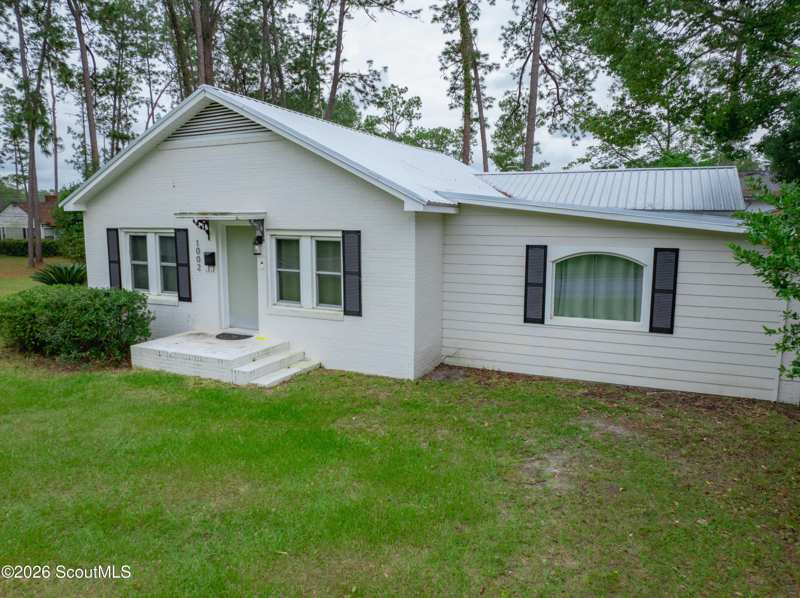 2 bedroom Single Family Residence at 1002 Coral Road, Cherokee Heights, Waycross — photo 1