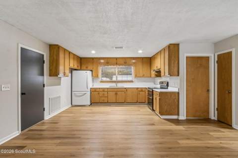 1441 Colerain Road, Kingsland GA - photo 8 of 41