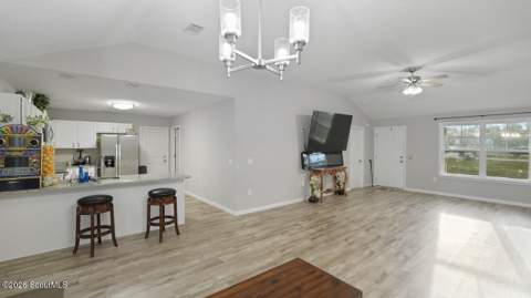 141 Cardinal Lane, Jesup GA - photo 7 of 26