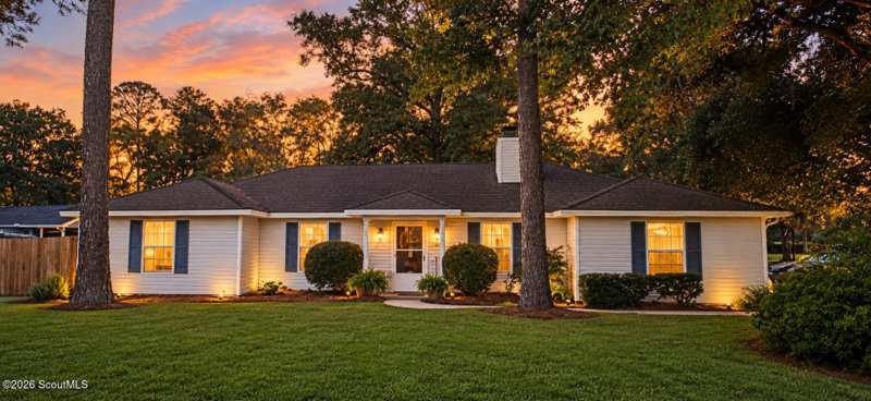 3 bedroom Single Family Residence at 121 Brighton Circle, PalmettePlace, Brunswick — photo 1
