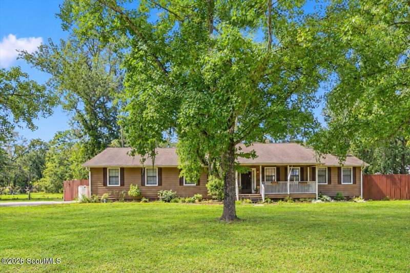 3 bedroom Single Family Residence at 1922 Scrubby Bluff, Kingsland, Kingsland — photo 2