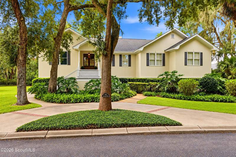 4 bedroom Single Family Residence at 101 Enclave Way, The Enclave, St. Simons Island — photo 4