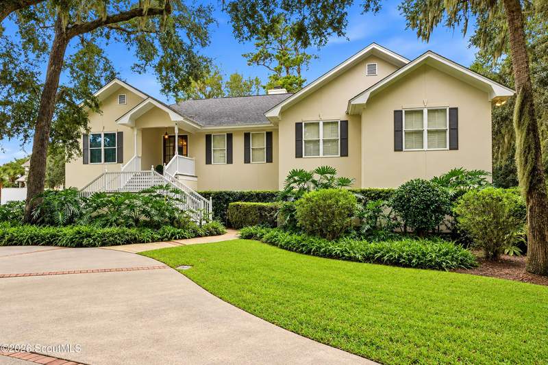 4 bedroom Single Family Residence at 101 Enclave Way, The Enclave, St. Simons Island — photo 2