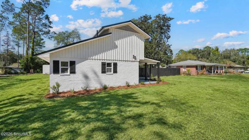 4 bedroom Single Family Residence at 55 Mahan Street, Jesup, Jesup — photo 2