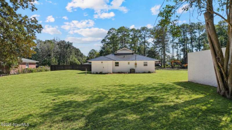 4 bedroom Single Family Residence at 55 Mahan Street, Jesup, Jesup — photo 5