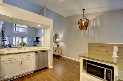 915 Wimbledon Drive, St. Simons Island GA - photo 6 of 24
