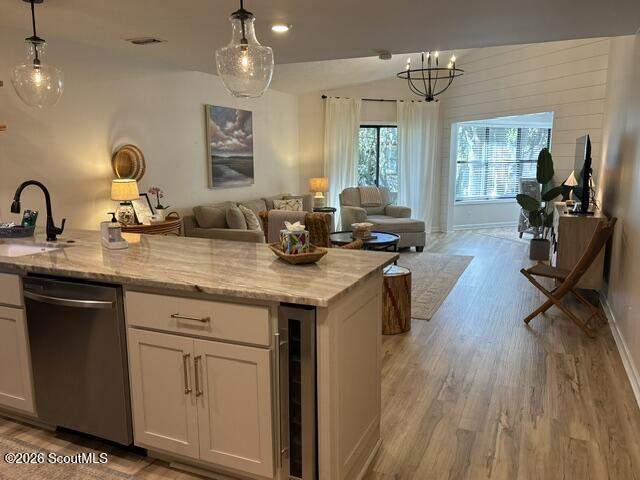 2 bedroom Condominium at 618 N Harbour Oaks Drive, Harbour Oaks Condos, St. Simons Island — photo 2