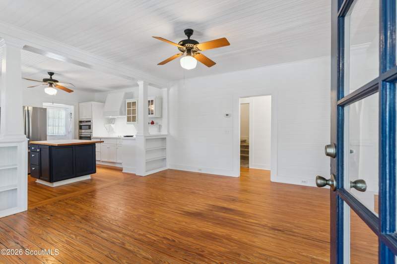 4 bedroom Single Family Residence at 4316 1st Street, East Beach, St. Simons Island — photo 4
