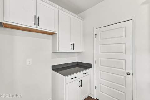 1051 Lakes Boulevard, Brunswick GA - photo 10 of 33
