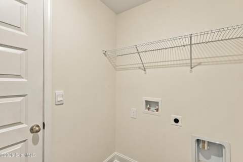 1051 Lakes Boulevard, Brunswick GA - photo 18 of 33