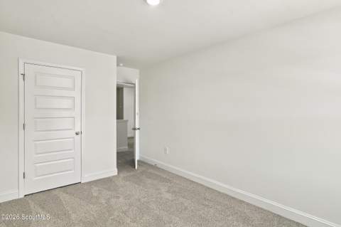 1051 Lakes Boulevard, Brunswick GA - photo 19 of 33