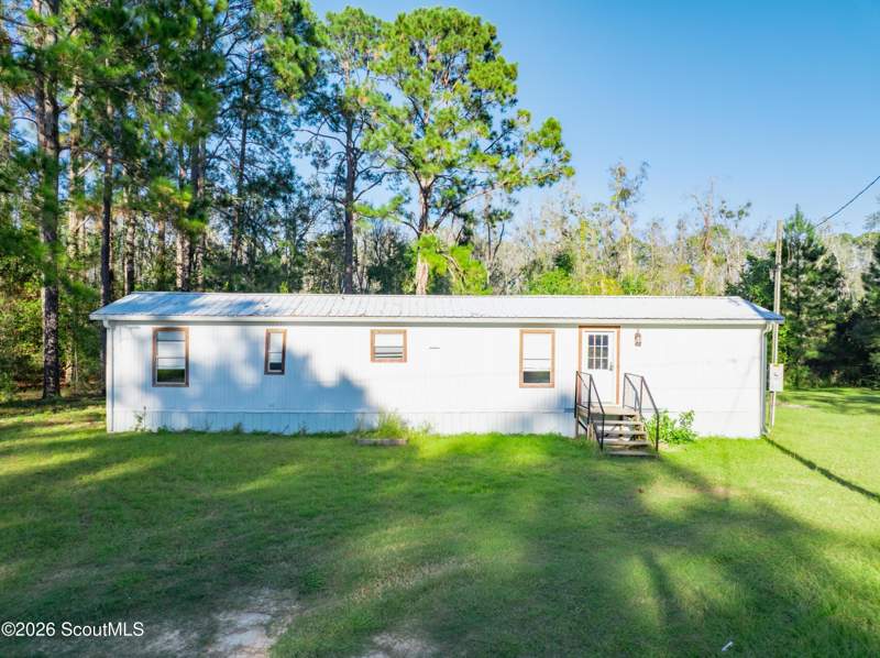 2 bedroom Mobile Home at 6544 Hacklebarney Drive, Blackshear, Blackshear — photo 3