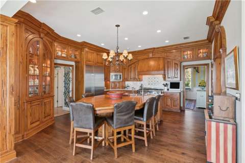 128 Hampton Point Drive, St. Simons Island GA - photo 17 of 76