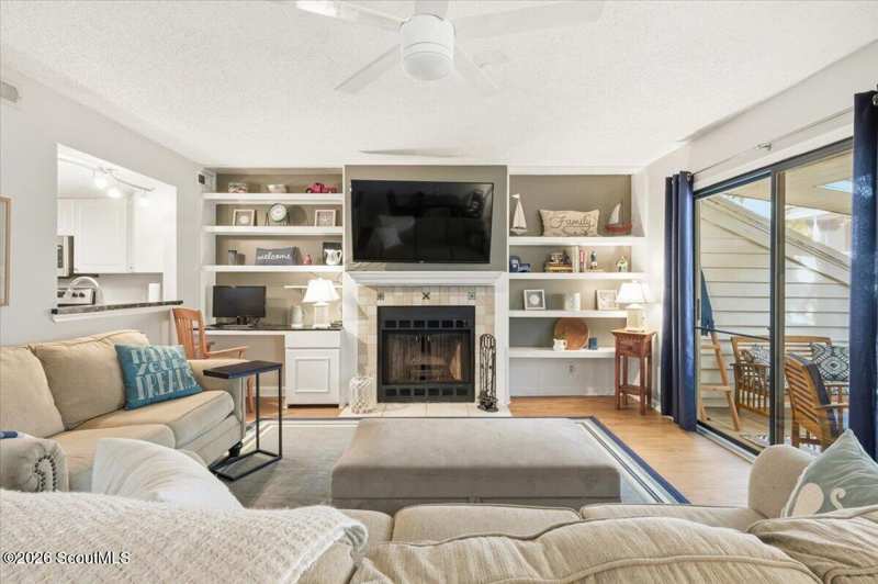 3 bedroom Condominium at 327 Brockinton Marsh, Brockinton Marsh Condos, St. Simons Island — photo 1