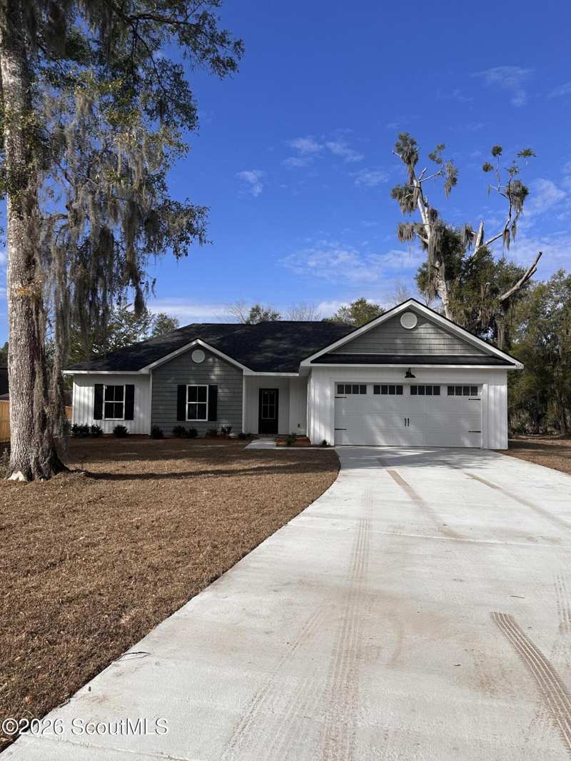 4 bedroom Single Family Residence at 111 Mangrove Court, Jesup, Jesup — photo 1