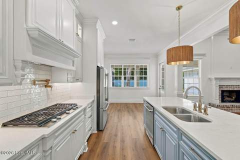 211 Hampton Point Drive, St. Simons Island GA - photo 11 of 53