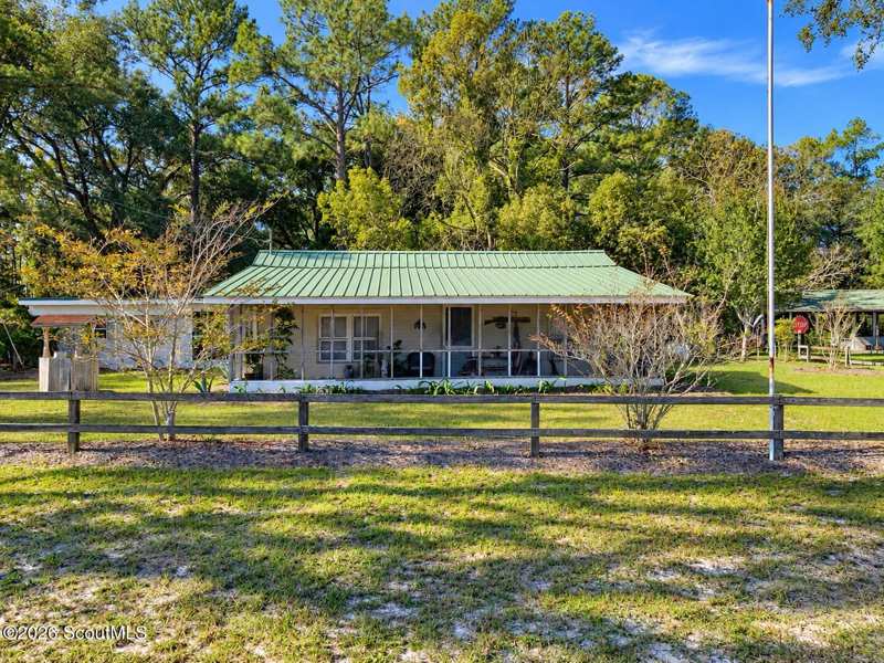 3 bedroom Single Family Residence at 5756 Central Avenue, Waycross, Waycross — photo 1