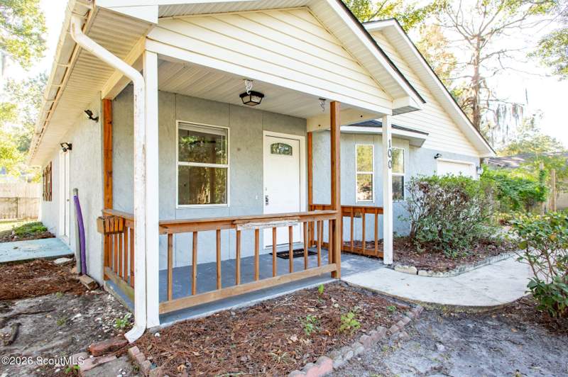 3 bedroom Single Family Residence at 100 Royal Way, Royal Wood, Kingsland — photo 3