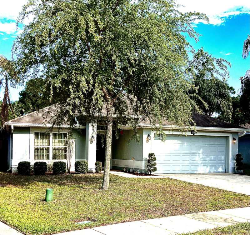 4 bedroom Single Family Residence at 596 Mason, Plantation Oaks of Brevard Phase 5, Titusville — photo 1