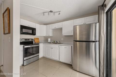 3414 Vista Oaks Circle, Palm Bay FL - photo 12 of 27