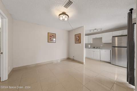3414 Vista Oaks Circle, Palm Bay FL - photo 11 of 27
