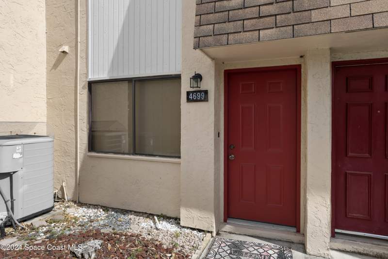 2 bedroom Townhouse at 4699 Sisson Road, Pinetree Gardens, Titusville — photo 4