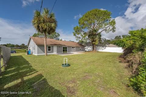 1041 Braddock Avenue, Palm Bay FL - photo 18 of 20